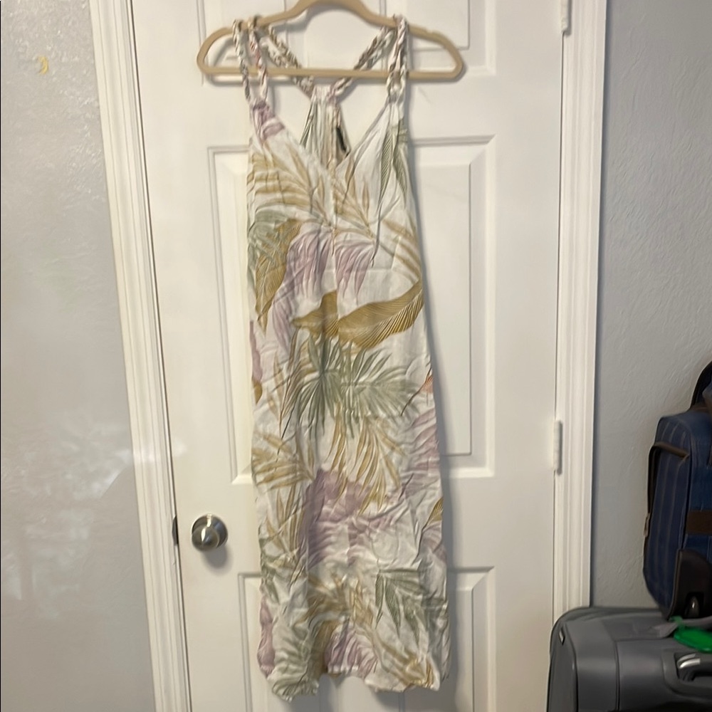 Tropical Print Sleeveless Midi Dress
